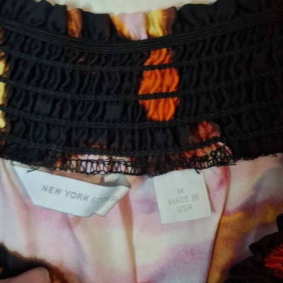 New York & Company Floral Multicolor Women's Top size medium - Picture 2 of 7